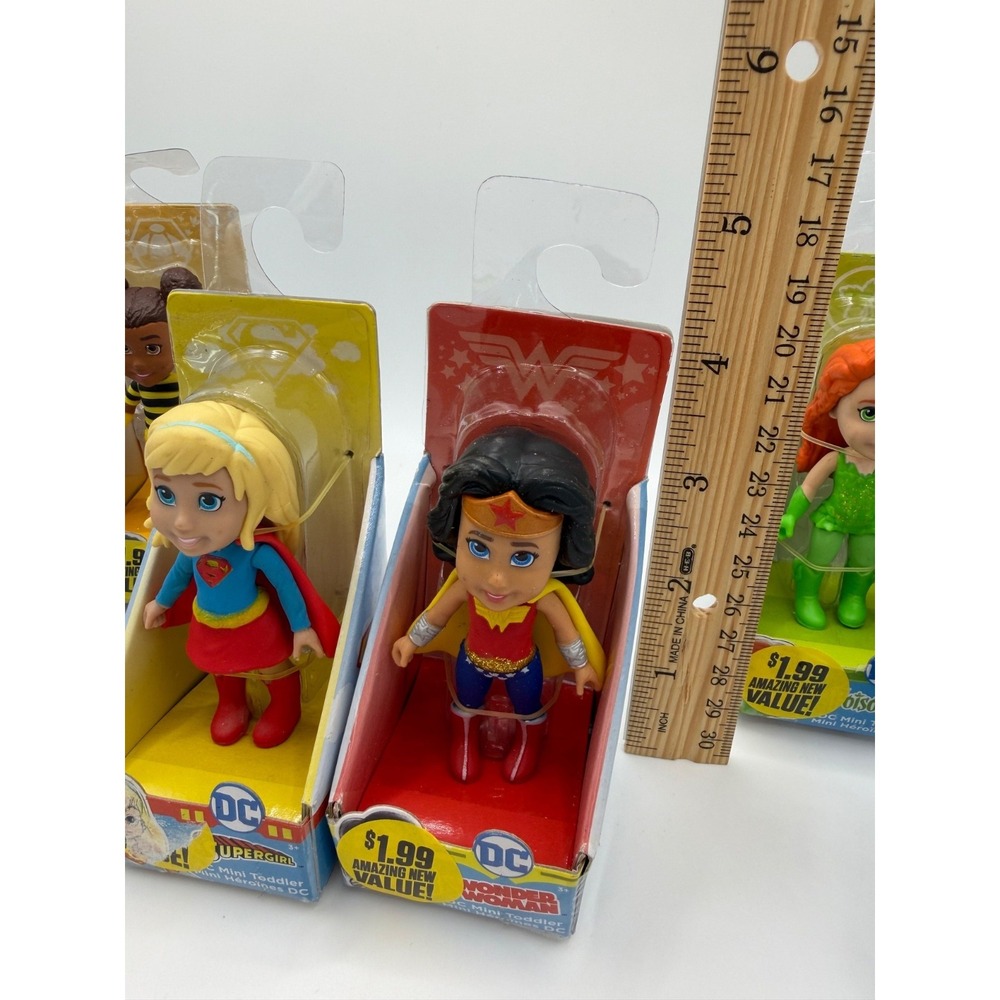 DC MINI TODDLER GIRL FIGURES Set of 6 jakks PACIFIC WB DC Collectibles 3" Sealed - Picture 7 of 11